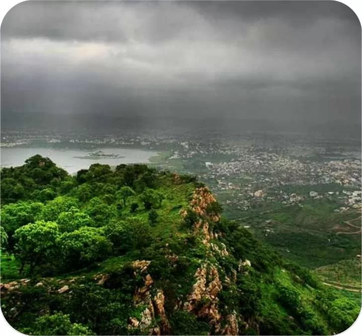 Rajasthan In monsoon | Best Rajasthan Tour Guides With Rajasthan travel agency and car rental services